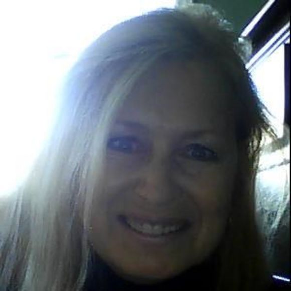 Meet your Posher, Cathie - Picture 1 of 1